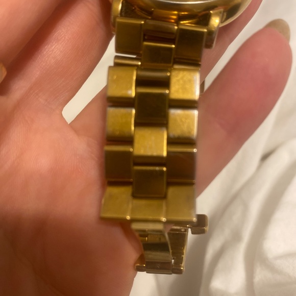 Marc Jacobs Gold watch - Picture 7 of 7